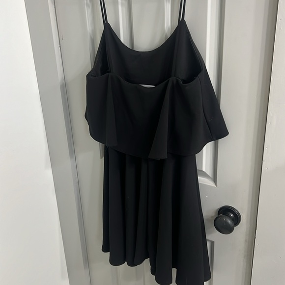 Lock & Key Mini Flouncy Ruffle Party Dress Size 6-8 - Picture 3 of 4